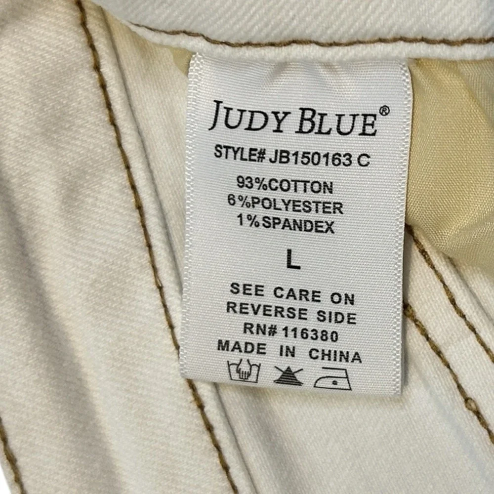 JUDY BLUE Curvy High Rise Ecru Denim Shorts sz L Distressed Raw Hem JB150163-C - Picture 8 of 10